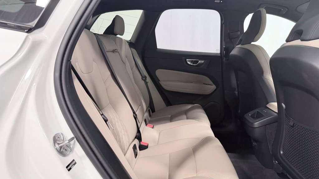 Certified 2026 Volvo XC60 B5 Plus AWD/4WD image 25