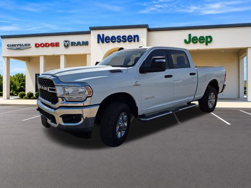 Used 2023 RAM 2500 Big Horn w/ Level 1 Equipment Group AWD/4WD image 3