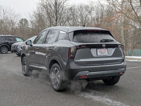 New 2026 Nissan Kicks SV image 6