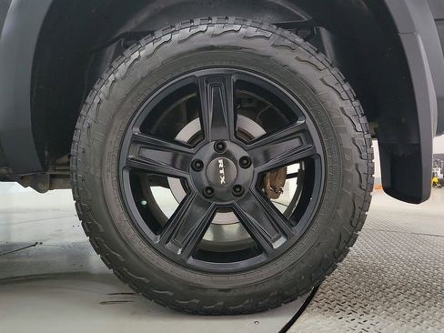 Used 2019 RAM 1500 Classic Warlock image 36