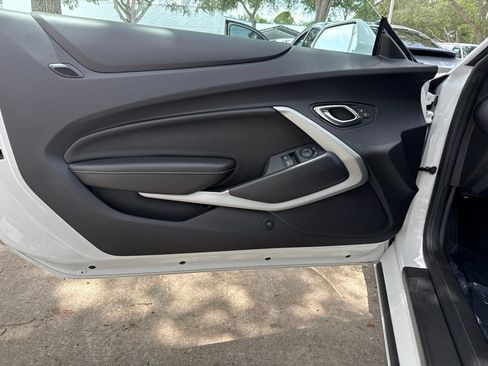 Used 2016 Chevrolet Camaro LT RWD image 62