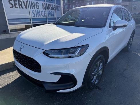 New 2026 Honda HR-V LX image 10