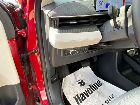 Used 2022 Ford Mustang Mach-E Premium image 14