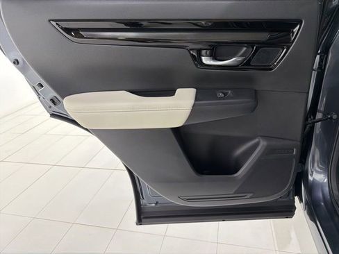 Used 2025 Honda CR-V EX-L image 15