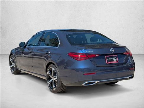 Used 2025 Mercedes-Benz C 300 Sedan image 9