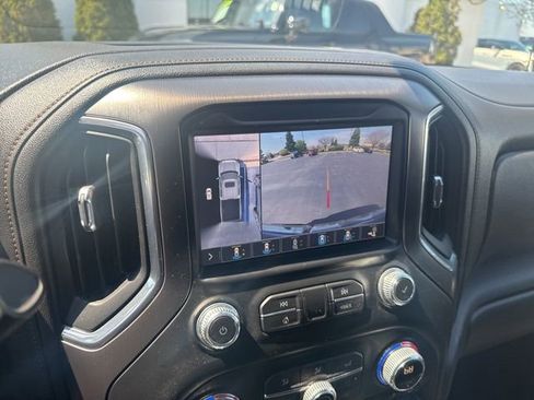 Used 2019 GMC Sierra 1500 AT4 w/ Off Road Performance Package AWD/4WD image 5