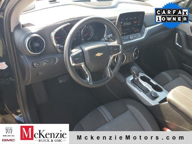 Used 2025 Chevrolet Blazer LT FWD image 6