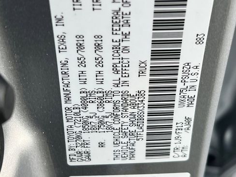 Used 2025 Toyota Tundra SR5 image 30