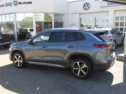 New 2025 Volkswagen Tiguan SE