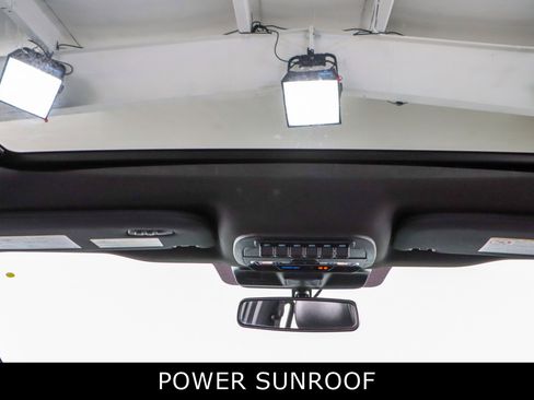 Used 2024 Ford F250 Platinum image 24