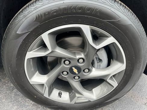 Used 2024 Chevrolet Trax LT w/ Driver Confidence Package image 9