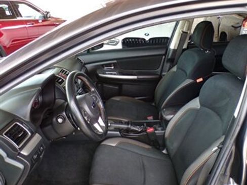 Used 2017 Subaru Crosstrek 2.0i Premium w/ Moonroof Package AWD/4WD image 15