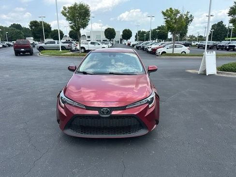Used 2022 Toyota Corolla LE FWD image 5