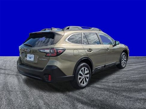 Used 2021 Subaru Outback Premium AWD/4WD image 4