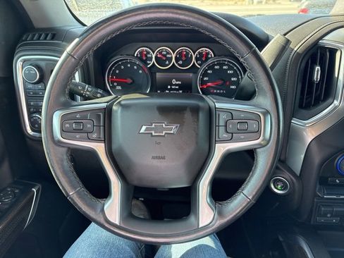 Used 2021 Chevrolet Silverado 1500 LT Trail Boss w/ Bed Protection Package image 24