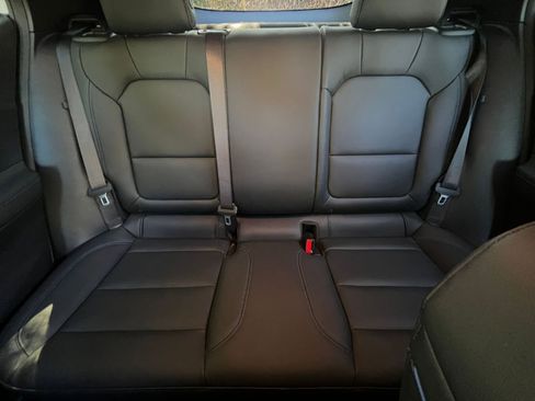 Used 2025 Buick Envista Sport Touring image 36