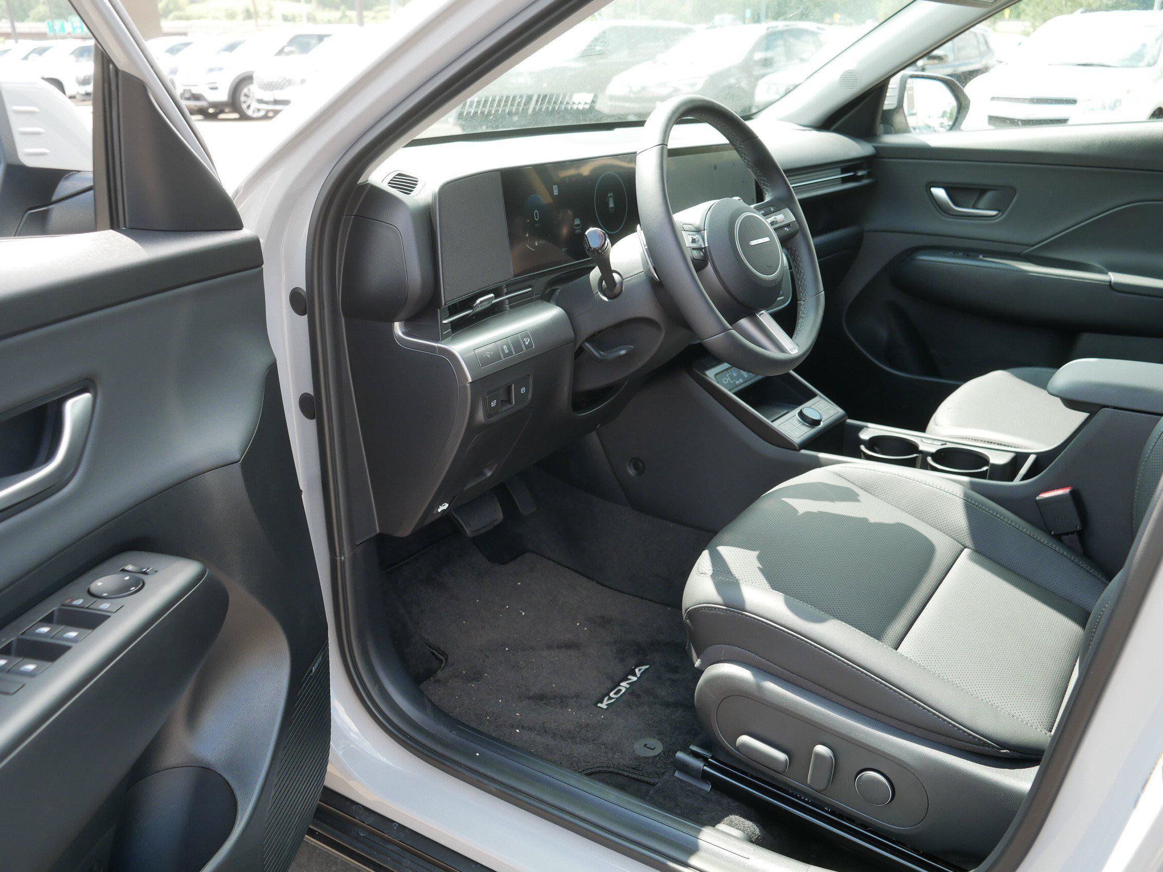 New 2026 Hyundai Kona Limited AWD/4WD image 5