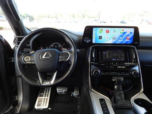 Used 2023 Lexus LX 600 F Sport image 42