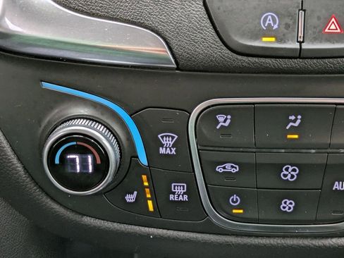 Used 2024 Chevrolet Equinox LT AWD/4WD image 8