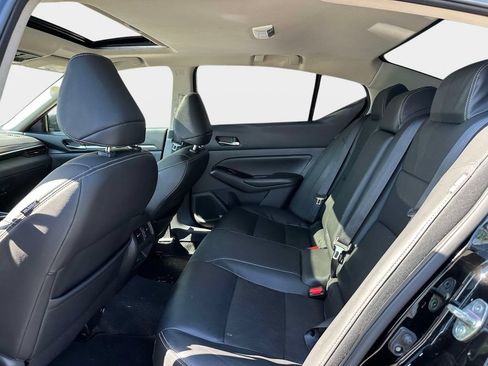 Used 2021 Nissan Altima 2.5 SL AWD/4WD image 10