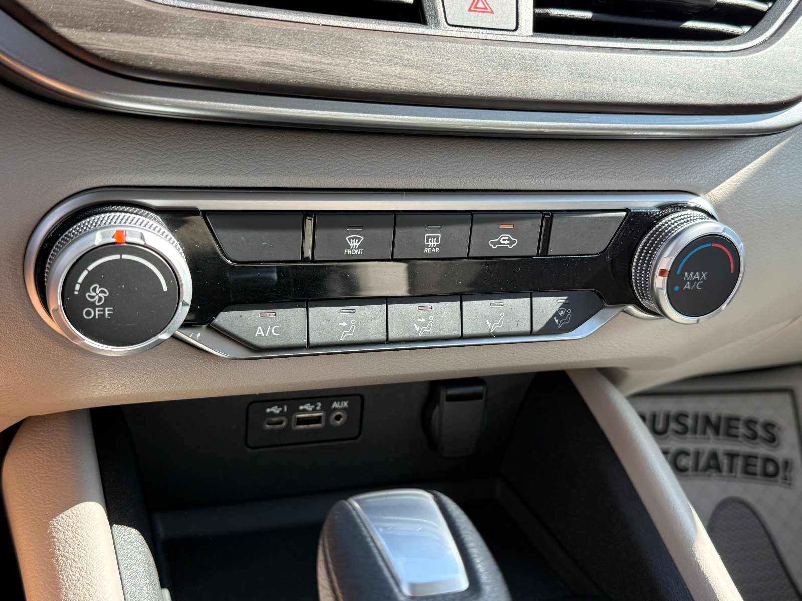 Used 2025 Nissan Altima 2.5 SV FWD image 31