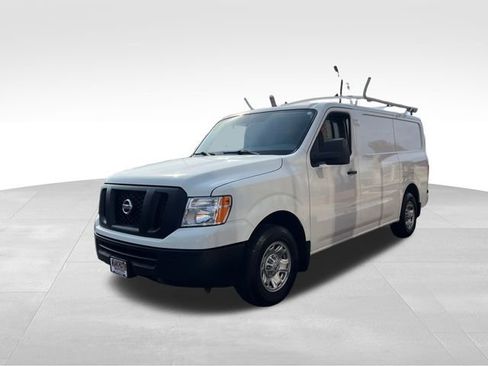 Used 2021 Nissan NV 2500 SV w/ Navigation Package image 3
