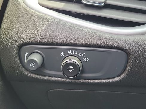 Used 2024 Chevrolet Malibu LT image 25