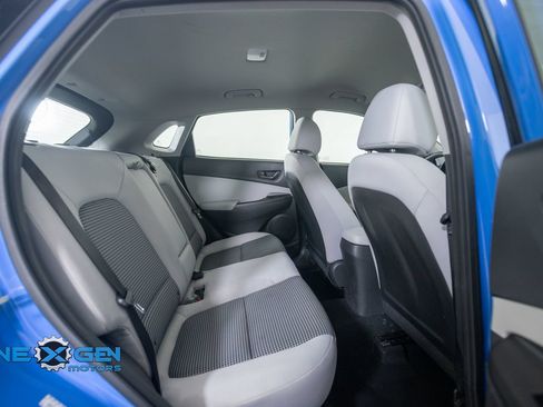 Used 2022 Hyundai Kona SE AWD/4WD image 40