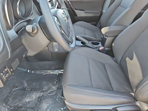 Used 2018 Toyota Corolla iM image 16