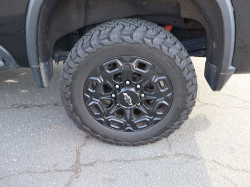 Used 2024 Chevrolet Silverado 2500 High Country w/ Midnight Edition image 42