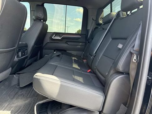 Used 2024 GMC Sierra 2500 Denali w/ Denali Reserve Package AWD/4WD image 12