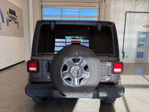 Used 2024 Jeep Wrangler Sport image 5