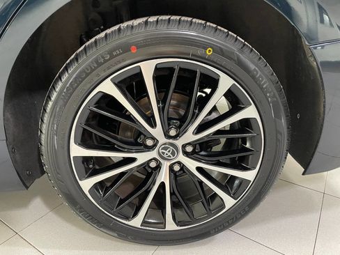 Used 2020 Toyota Camry SE image 11