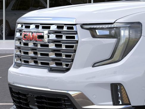 New 2026 GMC Acadia Denali w/ Super Cruise Package FWD image 13