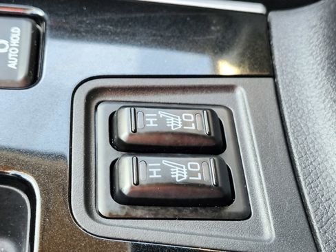 Used 2019 Mitsubishi Outlander ES image 27