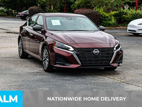 Used 2025 Nissan Altima 2.5 SV FWD image 5