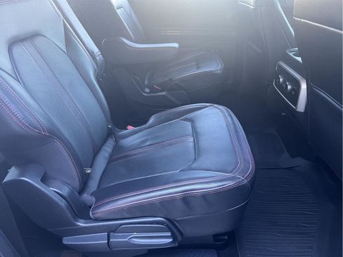 Used 2022 Ford Expedition Max Limited image 15