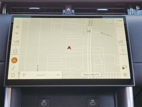 Used 2025 Land Rover Discovery Sport S image 16