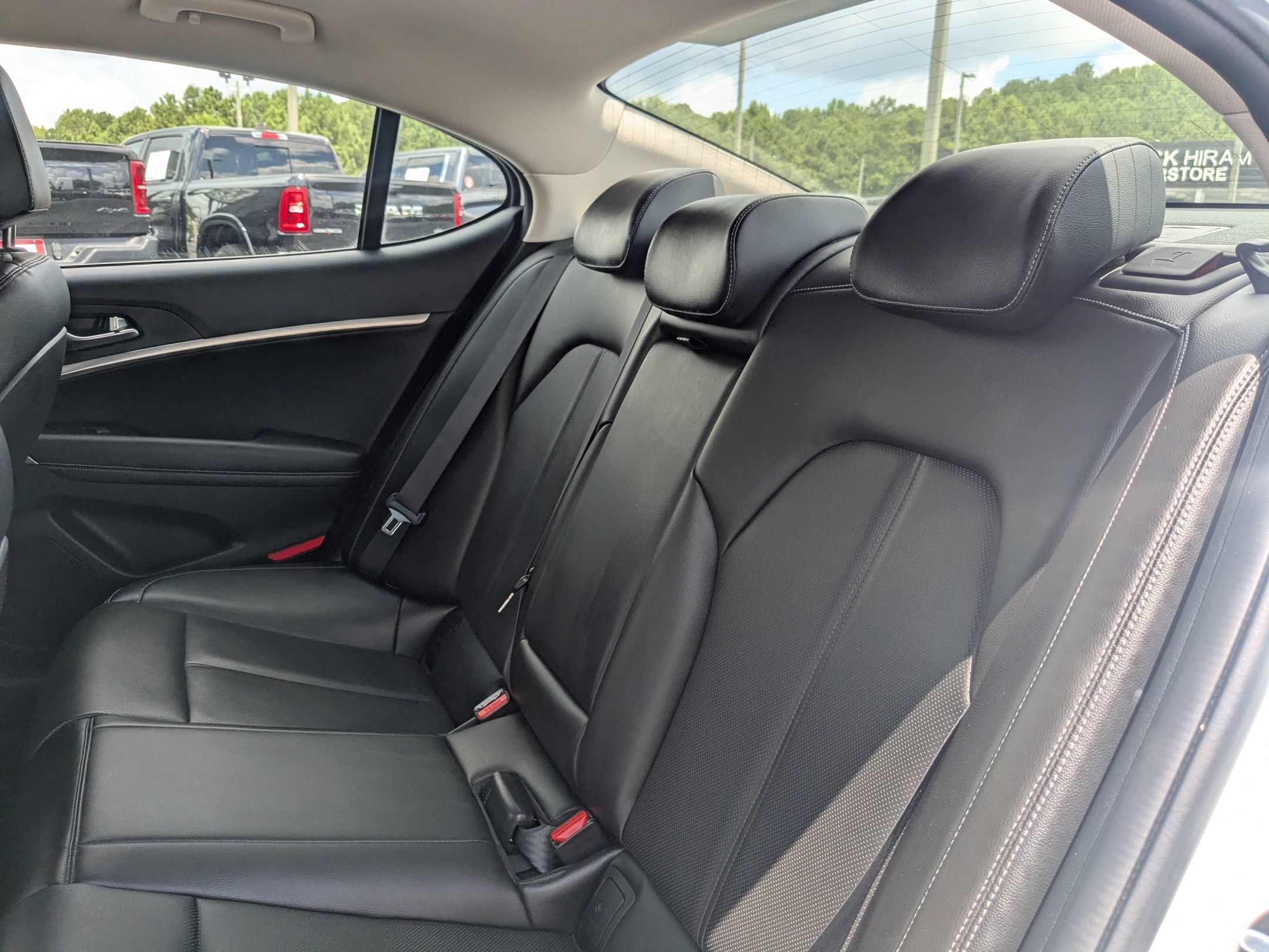 Used 2023 Genesis G70 2.0T AWD/4WD image 24