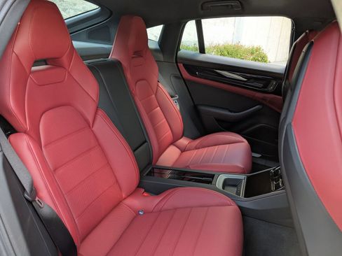 New 2026 Porsche Panamera 4 image 24