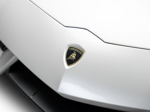 Used 2016 Lamborghini Aventador LP 700-4 AWD/4WD image 6