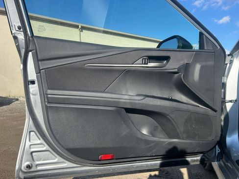 Used 2025 Toyota Camry LE image 18