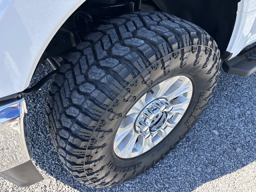 Used 2022 Ford F250 XLT w/ XLT Value Package AWD/4WD image 36