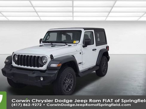 Used 2025 Jeep Wrangler Sport image 6