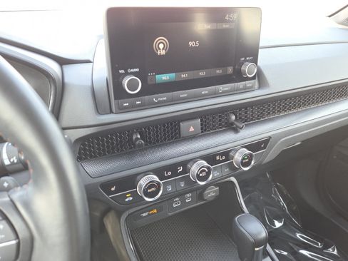 Used 2023 Honda CR-V Sport image 27