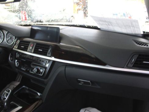 Used 2016 BMW 428i Convertible RWD image 22