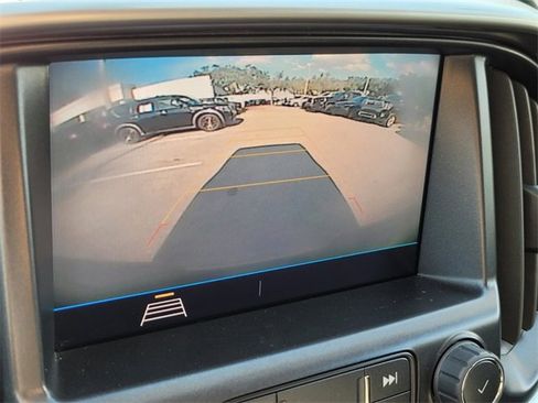 Used 2022 Chevrolet Colorado LT image 31