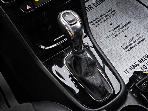 Used 2021 Buick Encore Preferred w/ Safety Package image 19