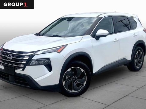 Used 2024 Nissan Rogue SV AWD/4WD image 1