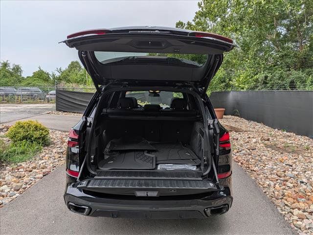 Used 2025 BMW X5 xDrive40i w/ M Sport Package AWD/4WD image 20